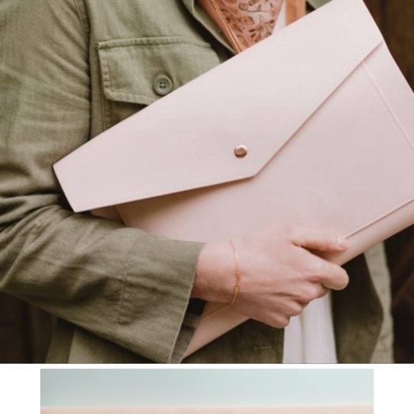 Glass Ladder and Co Marilyn Organizer Clutch Large in Blush Pink - Picture 3 of 6